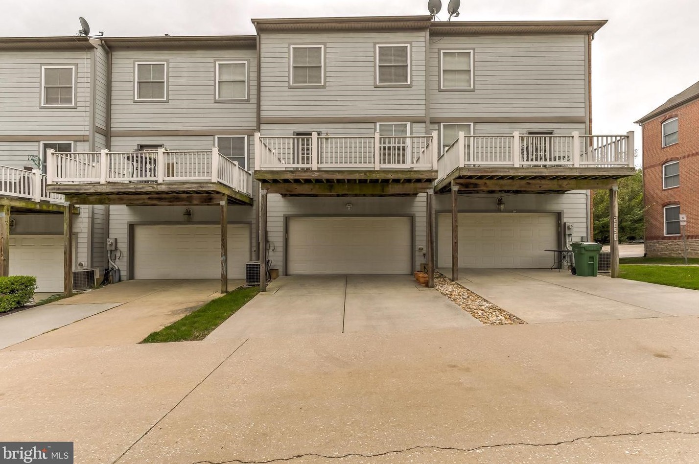 2054 Clipper Park Rd, Baltimore MD  21211-1405 exterior