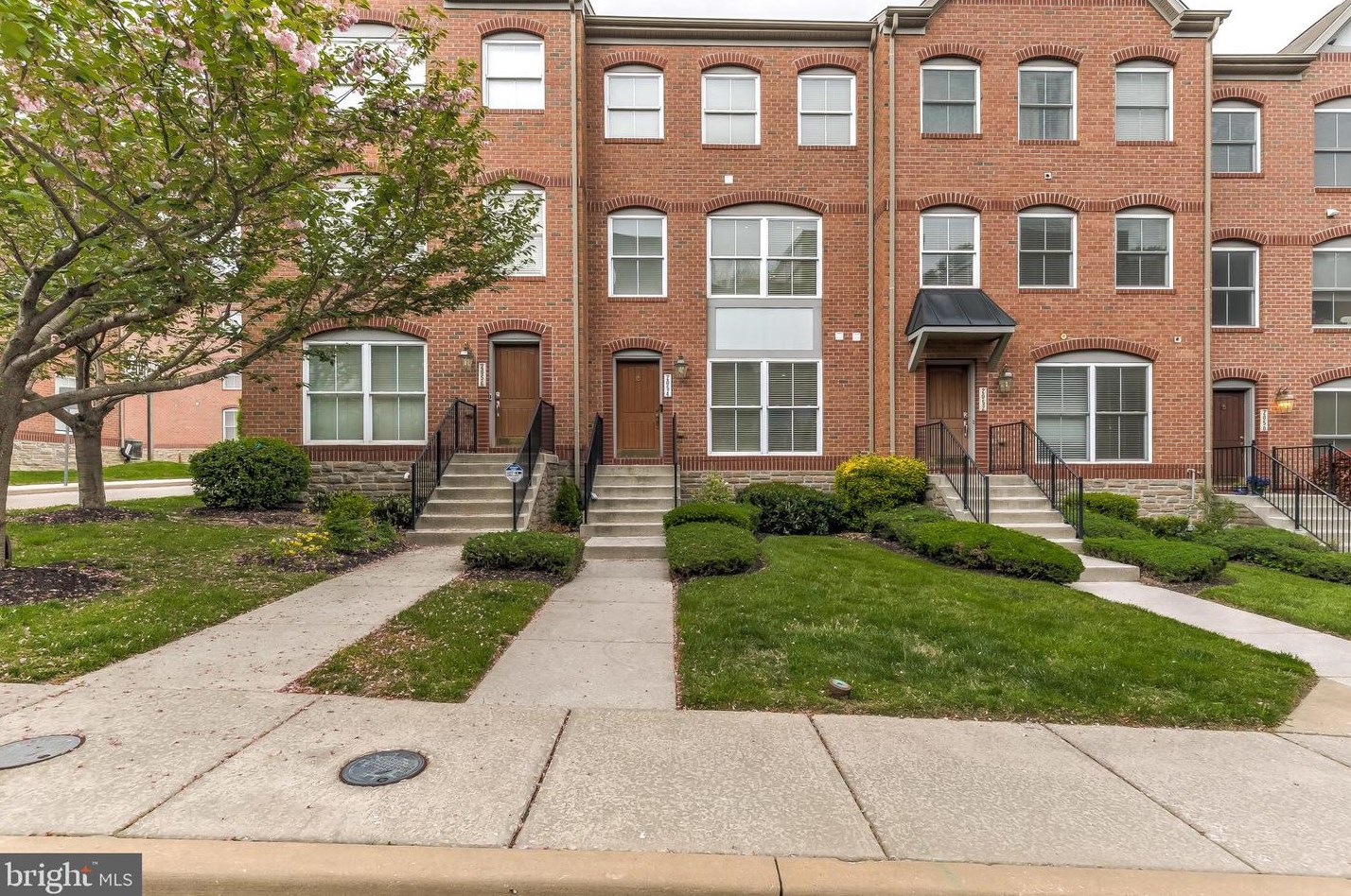 2054 Clipper Park Rd, Baltimore MD  21211-1405 exterior