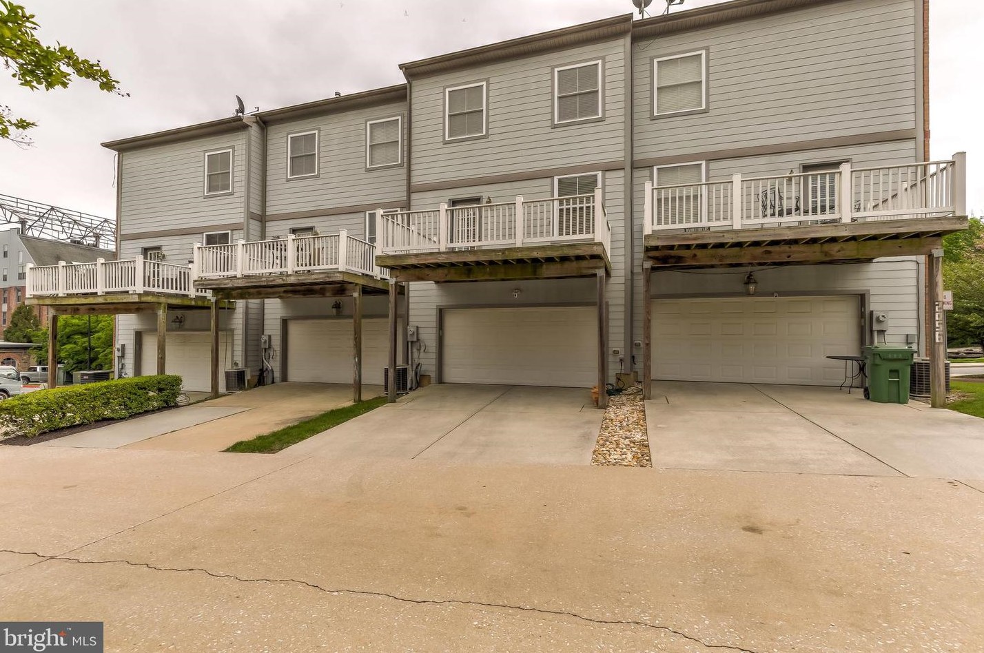 2054 Clipper Park Rd, Baltimore MD  21211-1405 exterior