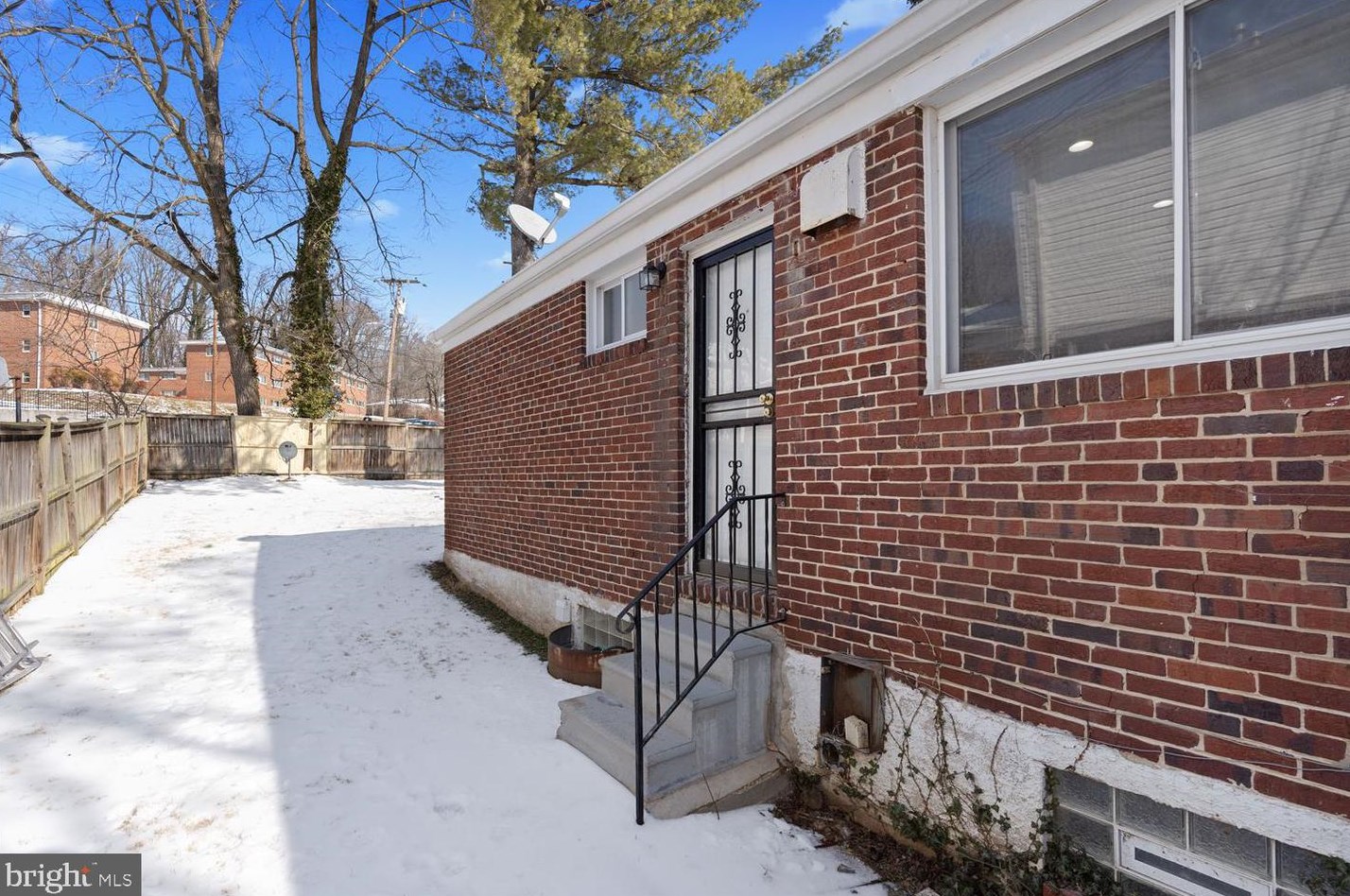 6019 Western Run Dr, Baltimore MD  21209-4007 exterior