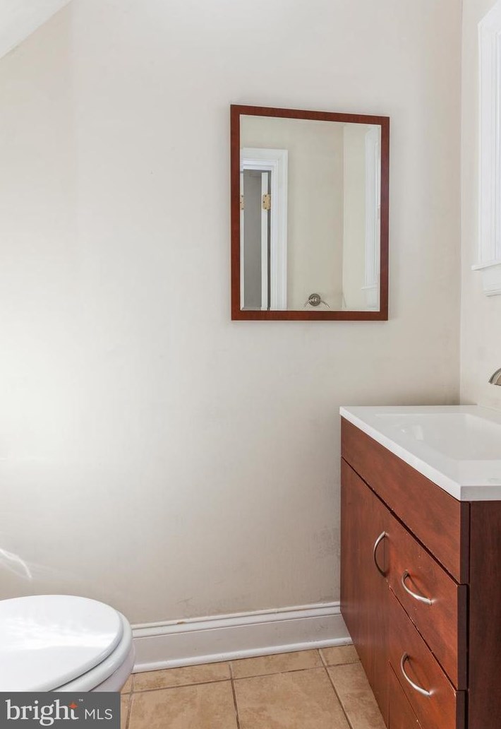 5913 Marluth Ave, Baltimore MD 21206-2719 exterior