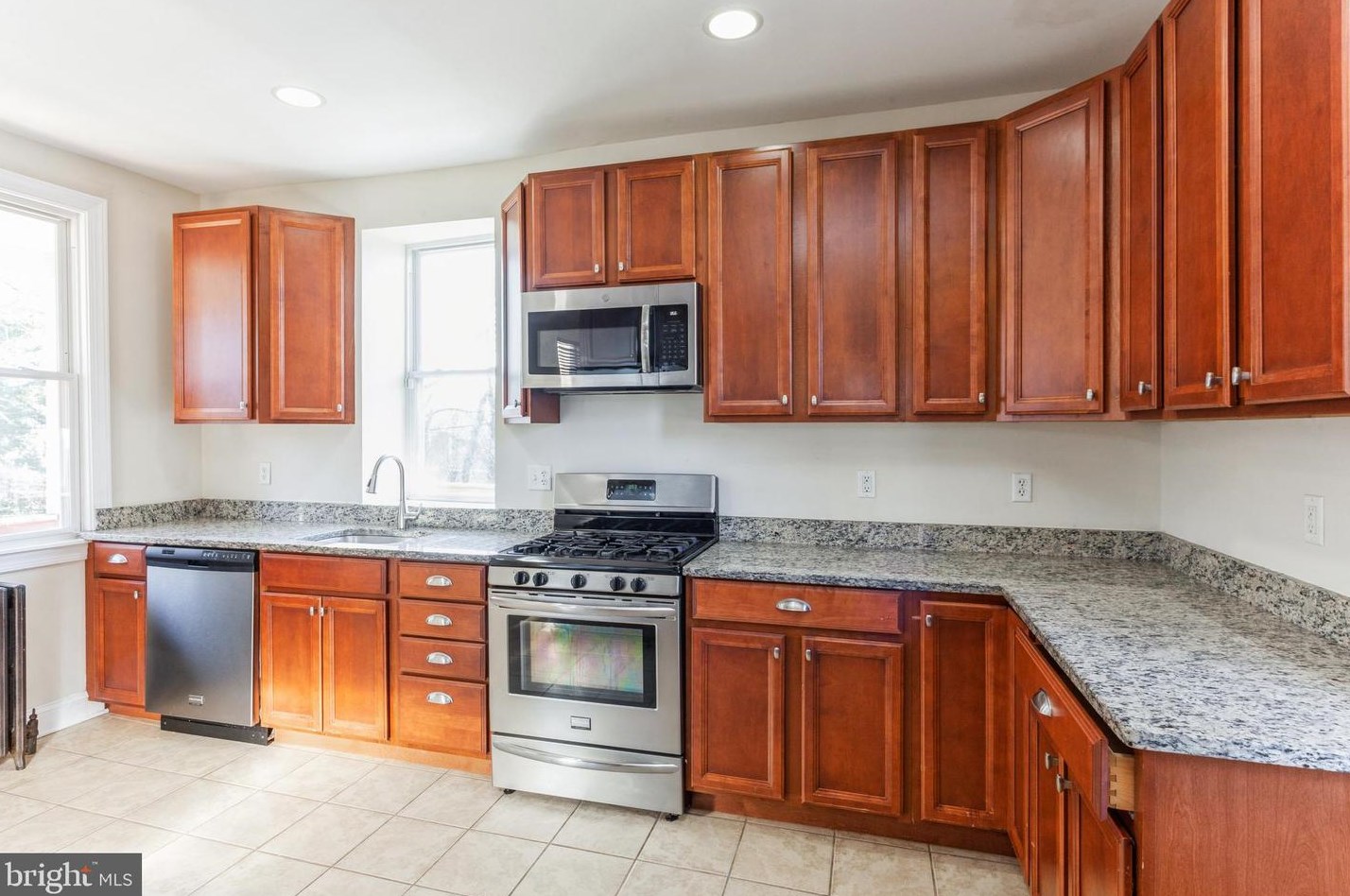 5913 Marluth Ave, Baltimore MD 21206-2719 exterior