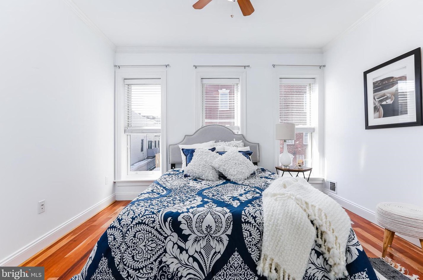 1425 Henry St, Baltimore MD 21230-4638 exterior