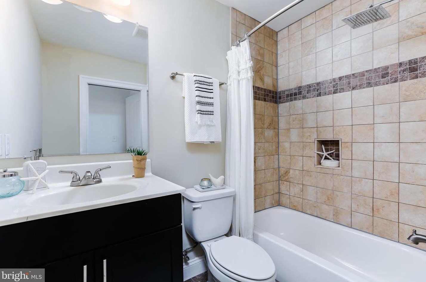 1425 Henry St, Baltimore MD 21230-4638 exterior