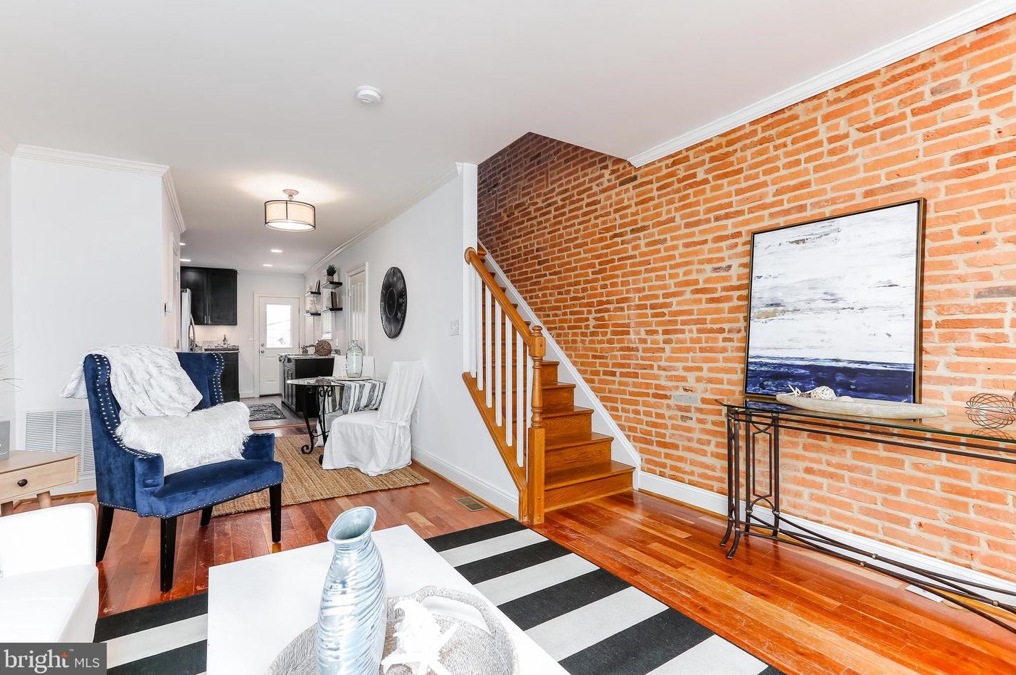 1425 Henry St, Baltimore MD 21230-4638 exterior