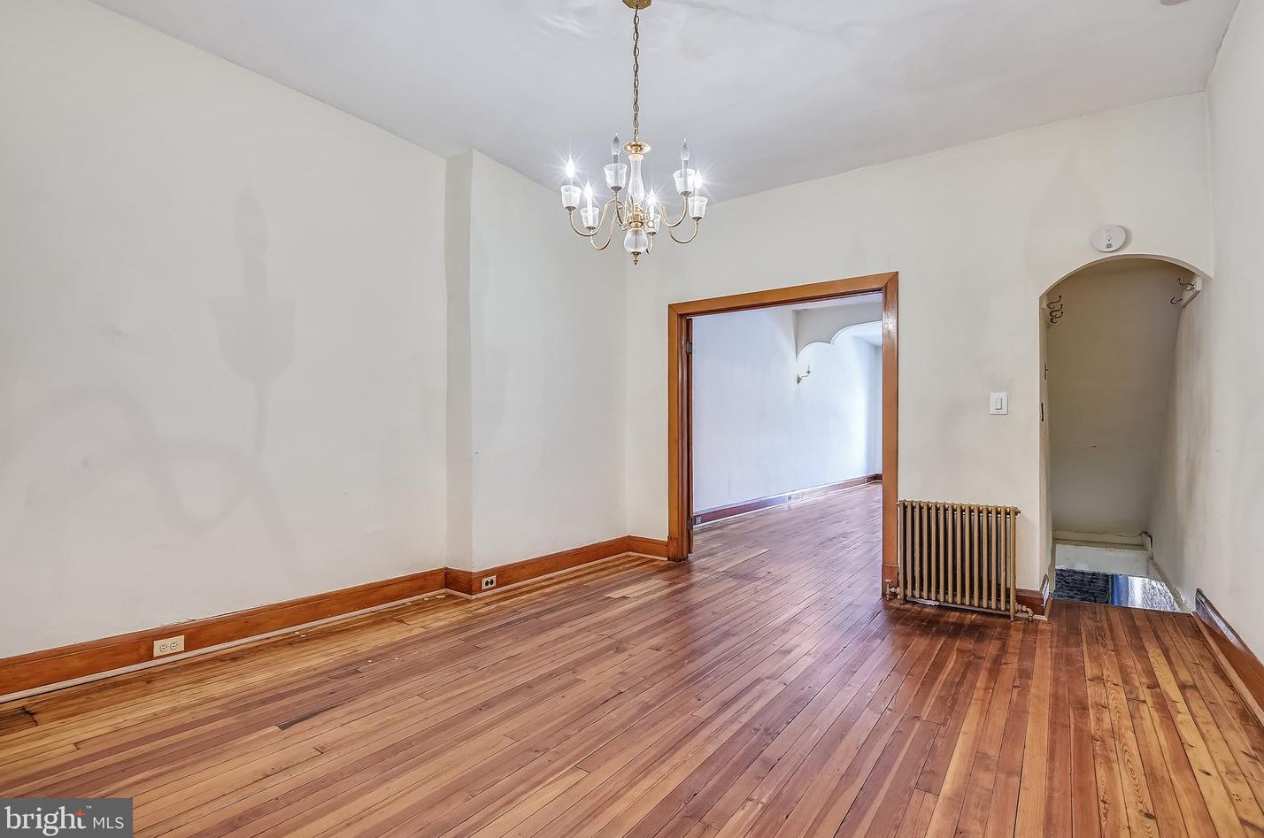 729 Linwood Ave, Baltimore MD 21205-2719 exterior