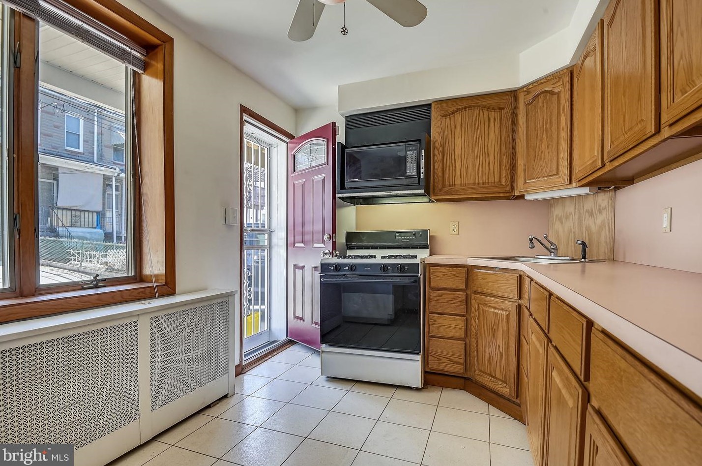 729 Linwood Ave, Baltimore MD 21205-2719 exterior