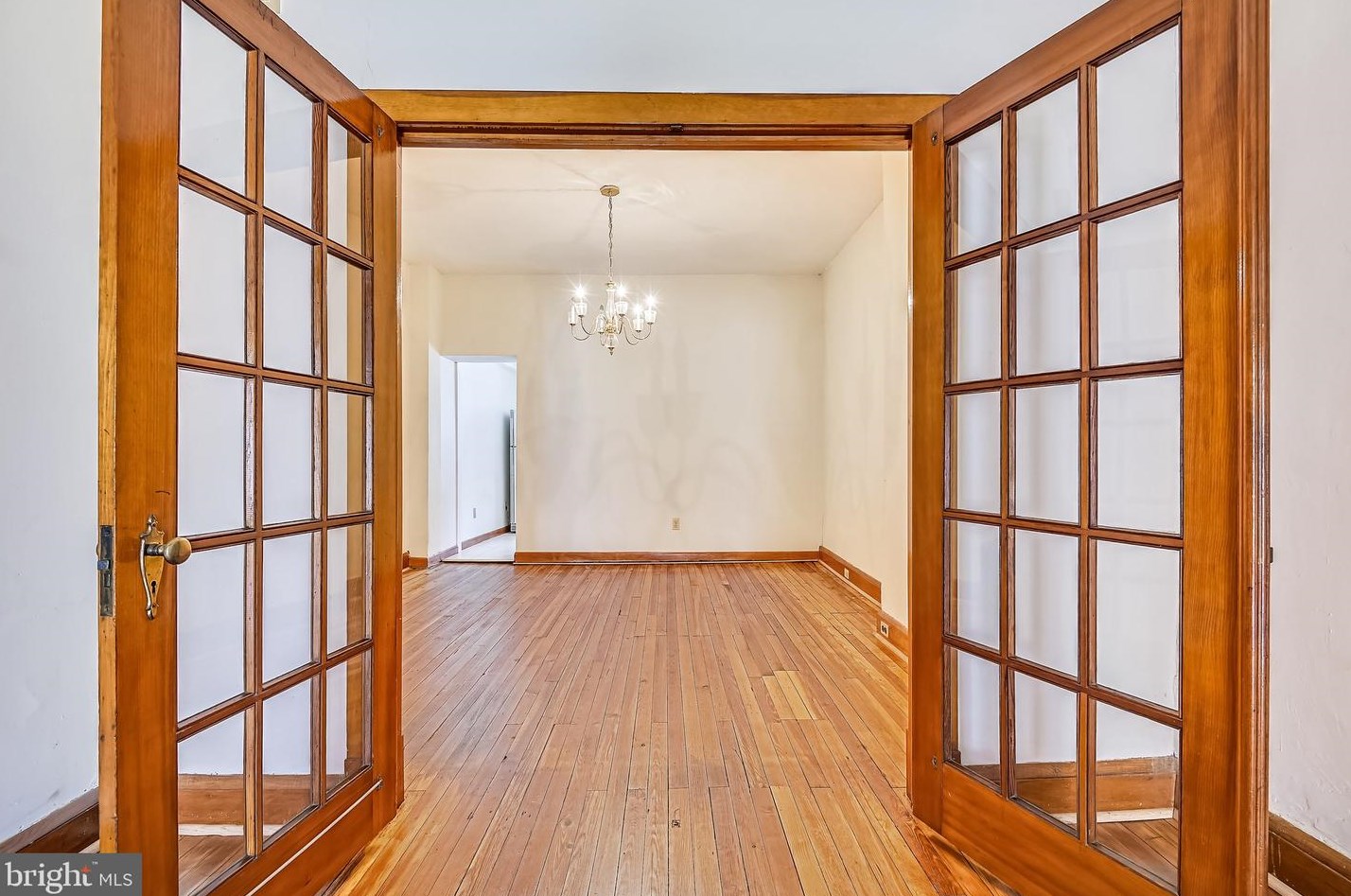 729 Linwood Ave, Baltimore MD 21205-2719 exterior