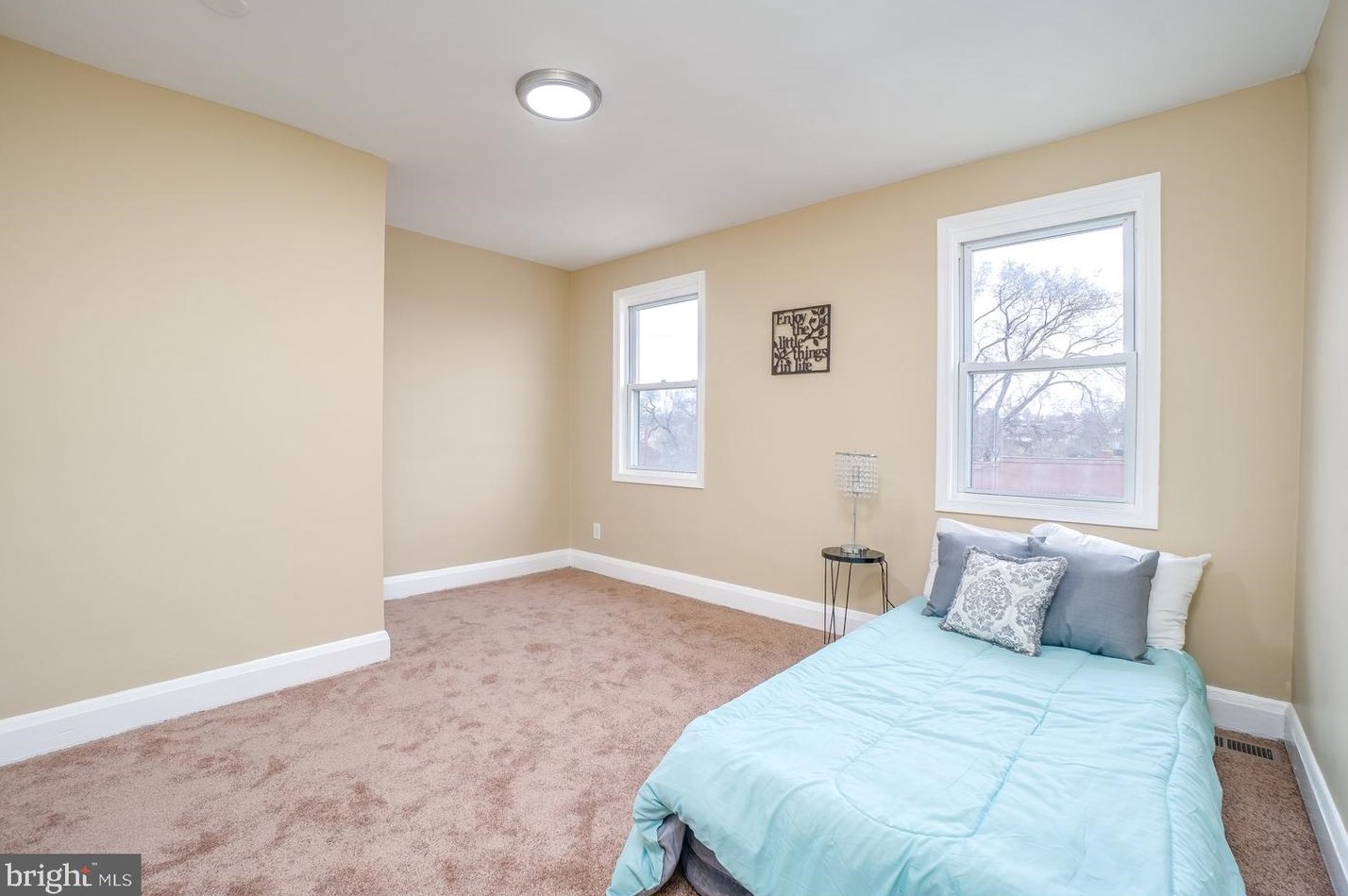 900 Ashburton St, Baltimore MD  21216-4344 exterior