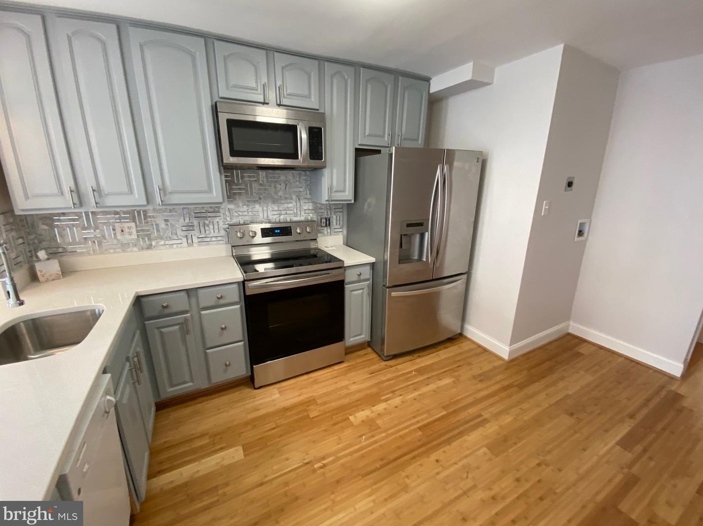 802 Mangold St, Baltimore MD  21230-2505 exterior