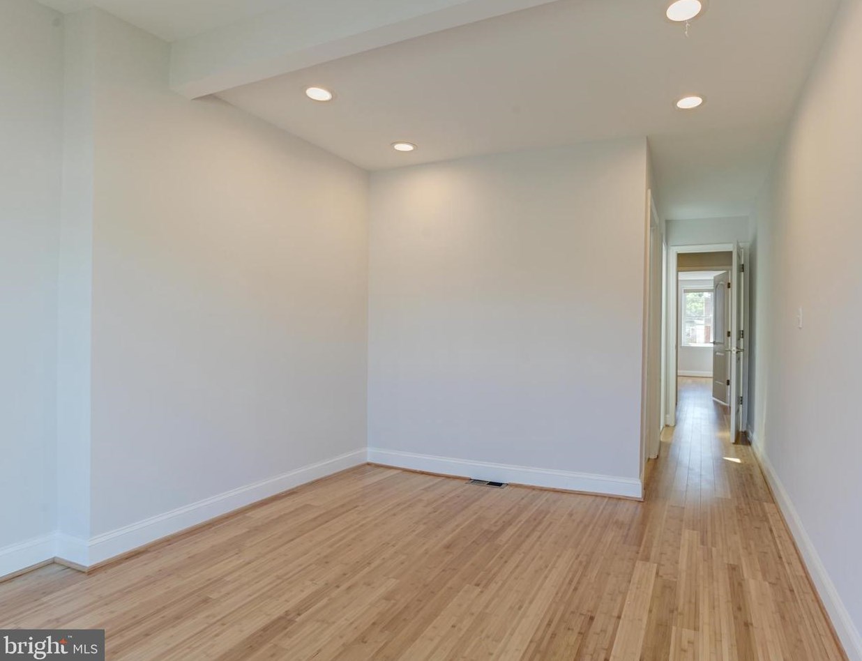 802 Mangold St, Baltimore MD  21230-2505 exterior