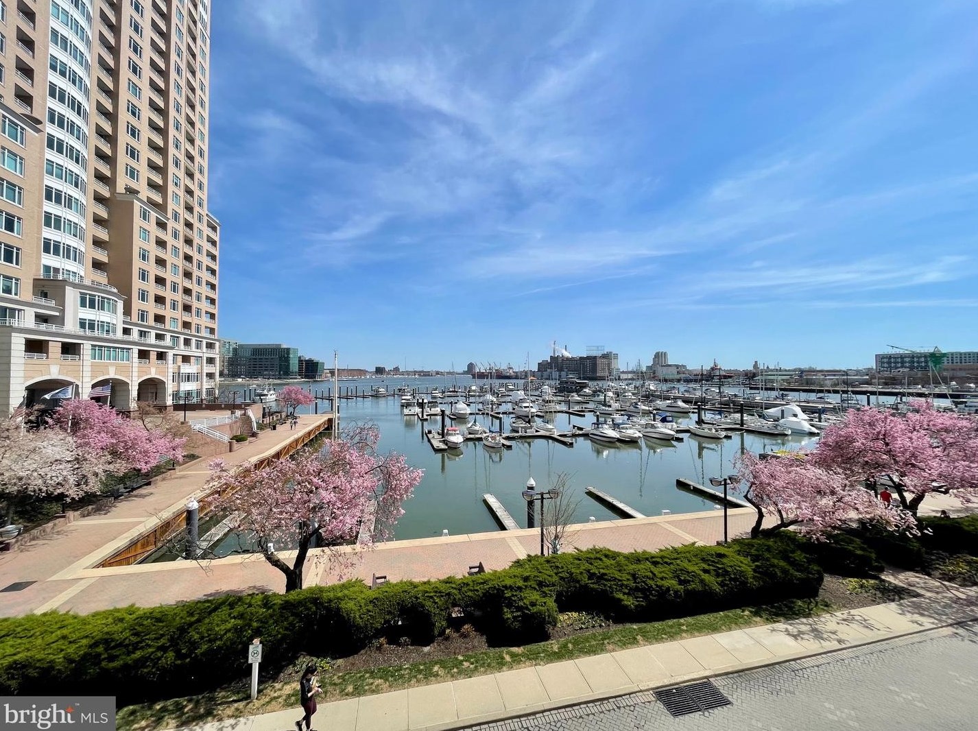 23 Pierside Dr, Baltimore MD  21230-5463 exterior