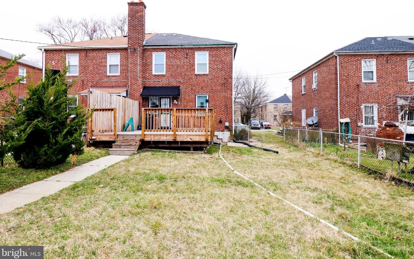 2609 Cylburn Ave, Baltimore MD  21215-5317 exterior