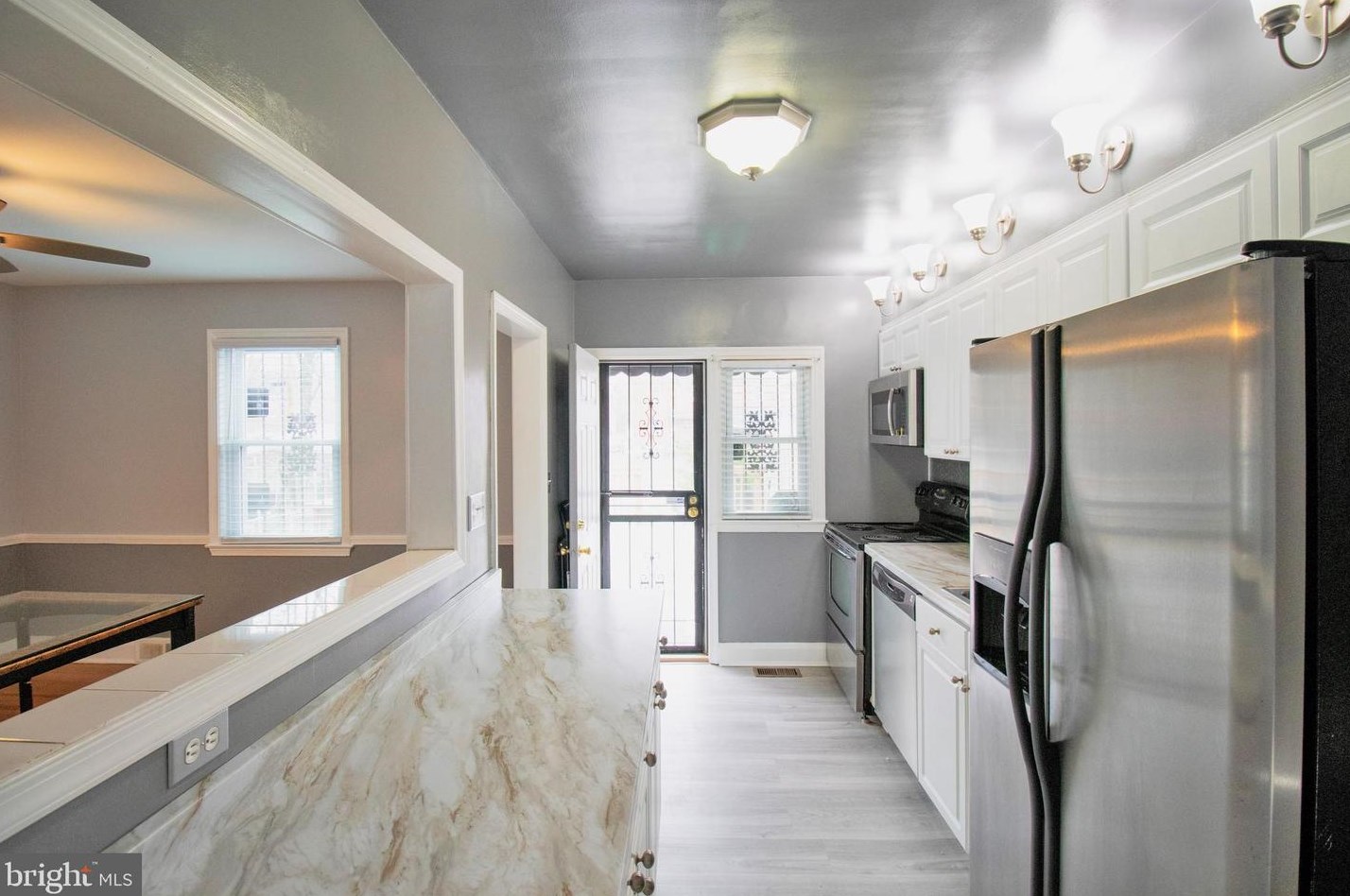 2609 Cylburn Ave, Baltimore MD  21215-5317 exterior