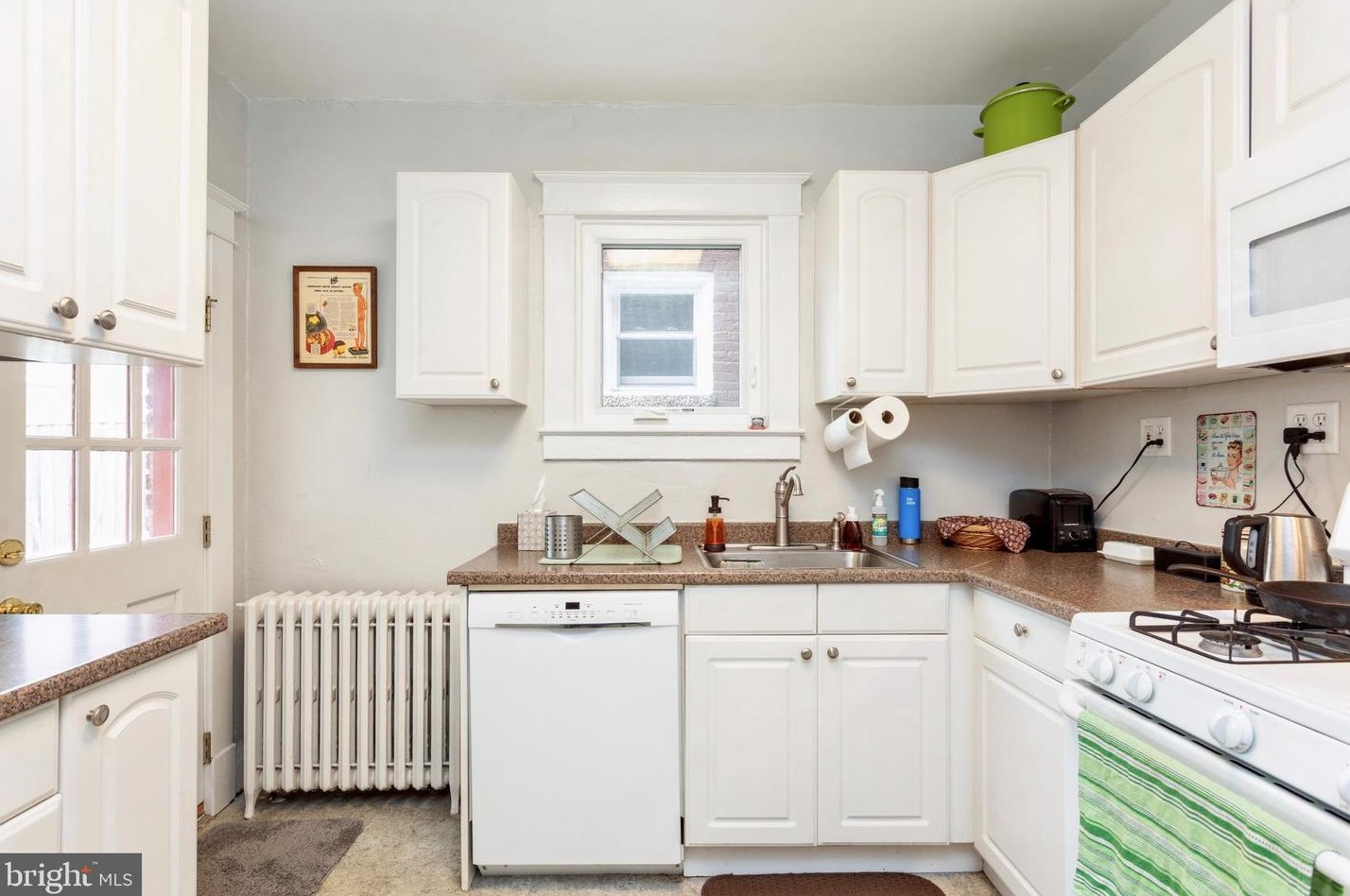 4212 Evans Chapel Rd, Baltimore MD  21211-1616 exterior