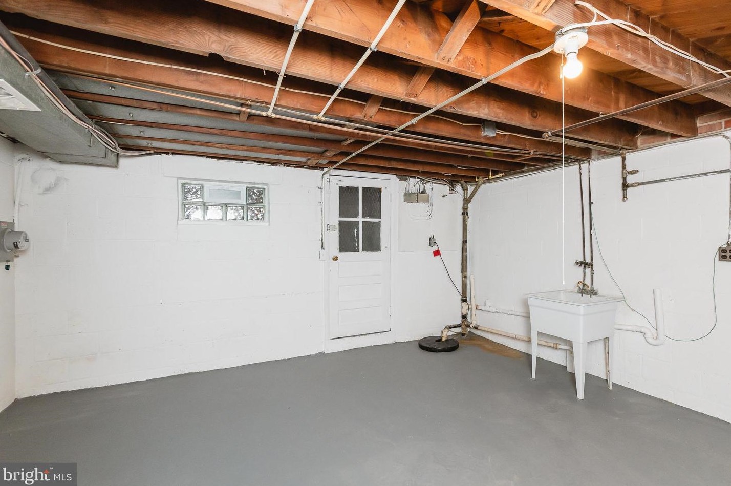 904 Homestead St, Baltimore MD  21218-3607 exterior