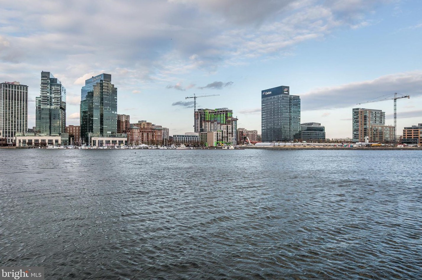 23 Pierside Dr, Baltimore MD  21230-5463 exterior