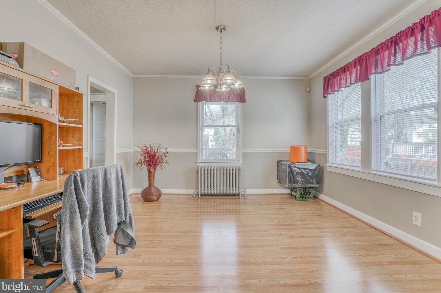 4602 Bayonne Ave, Baltimore MD 21206-2807 exterior