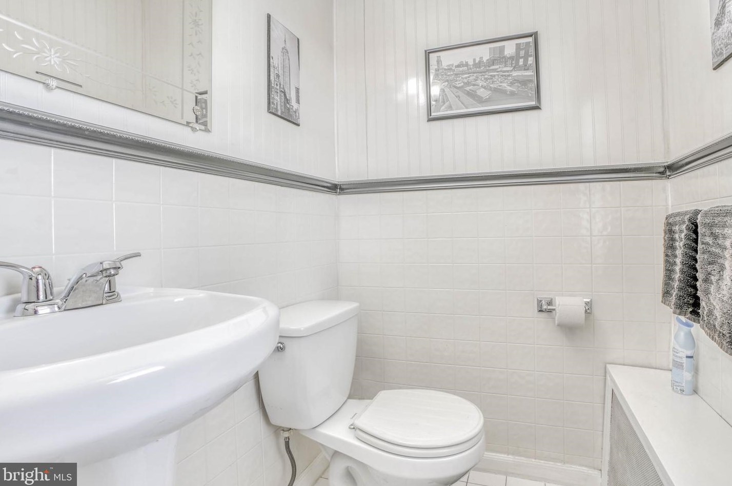 4602 Bayonne Ave, Baltimore MD 21206-2807 exterior