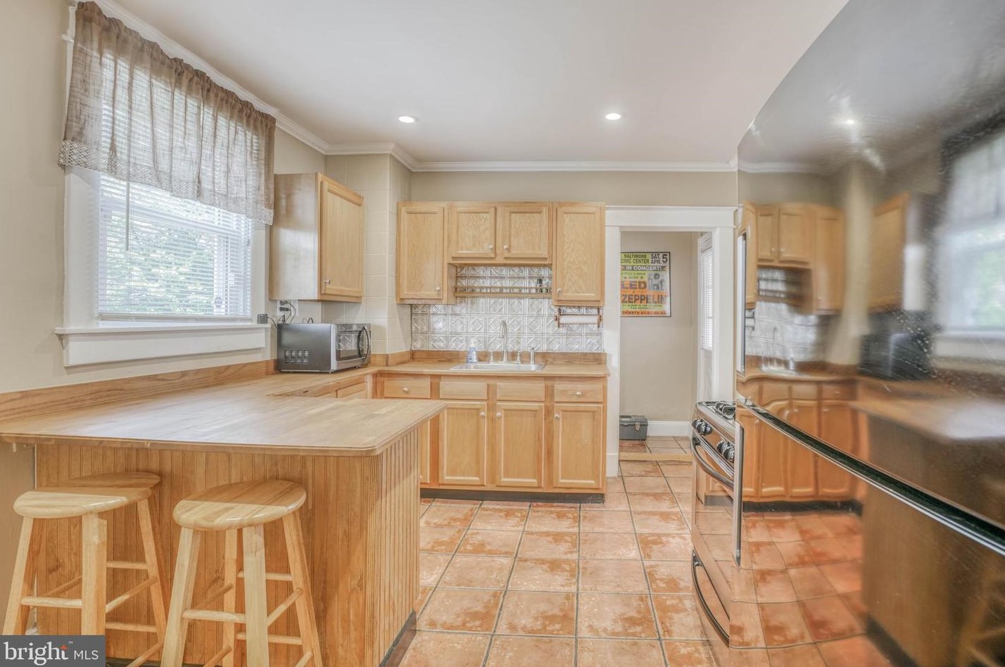 4602 Bayonne Ave, Baltimore MD 21206-2807 exterior