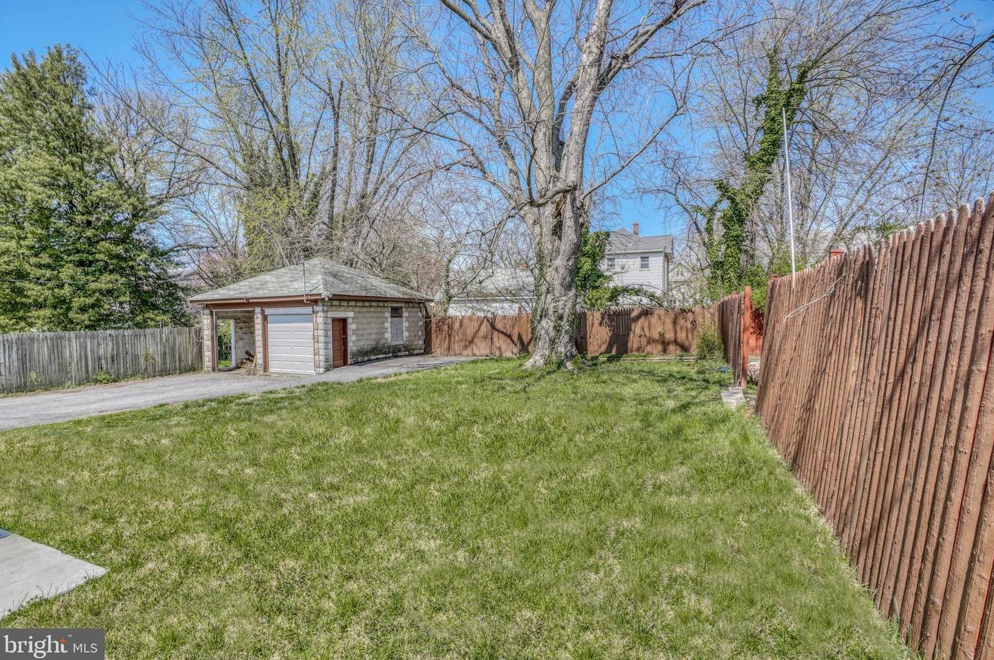 4602 Bayonne Ave, Baltimore MD 21206-2807 exterior