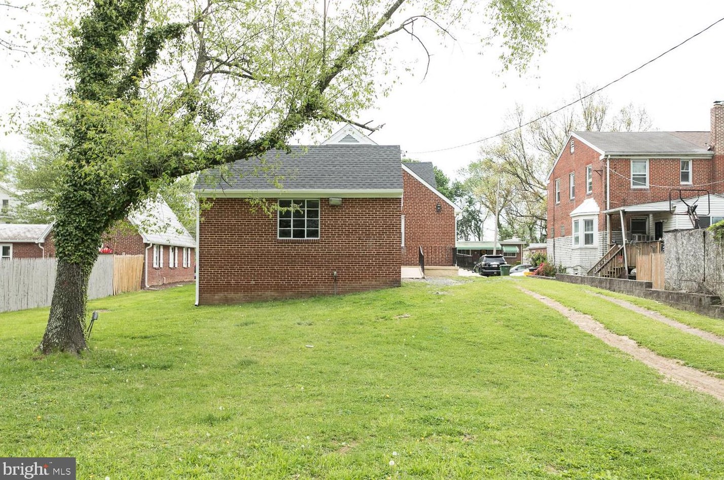 4002 Glen Ave, Baltimore MD  21215-3534 exterior