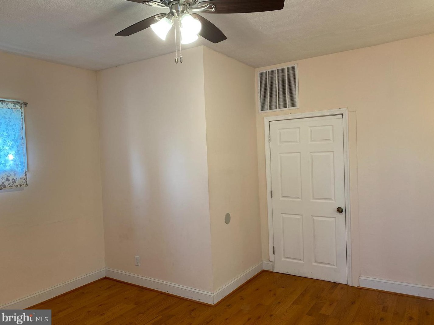 6704 Gary Ave, Baltimore MD  21222-1020 exterior