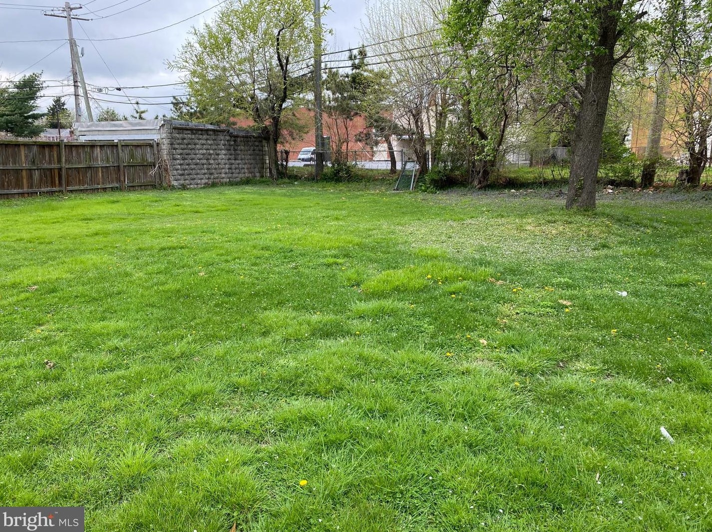 6704 Gary Ave, Baltimore MD  21222-1020 exterior