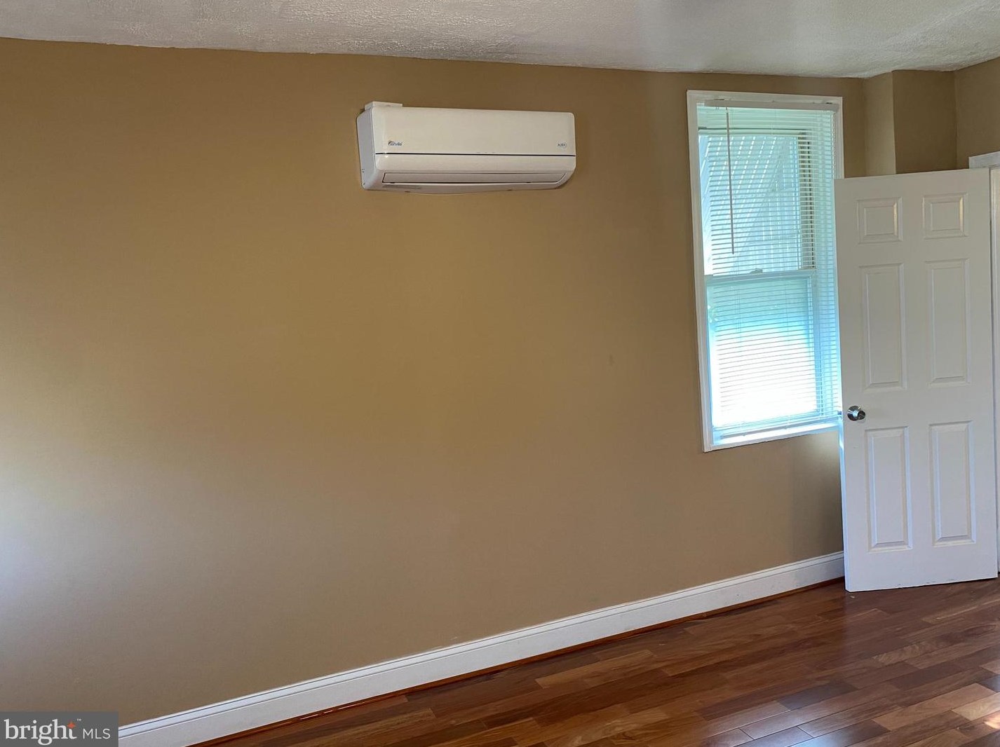 6704 Gary Ave, Baltimore MD  21222-1020 exterior