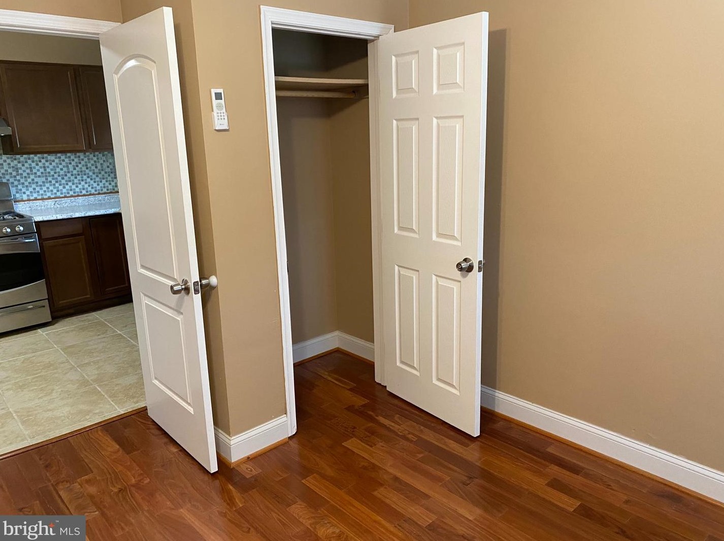 6704 Gary Ave, Baltimore MD  21222-1020 exterior