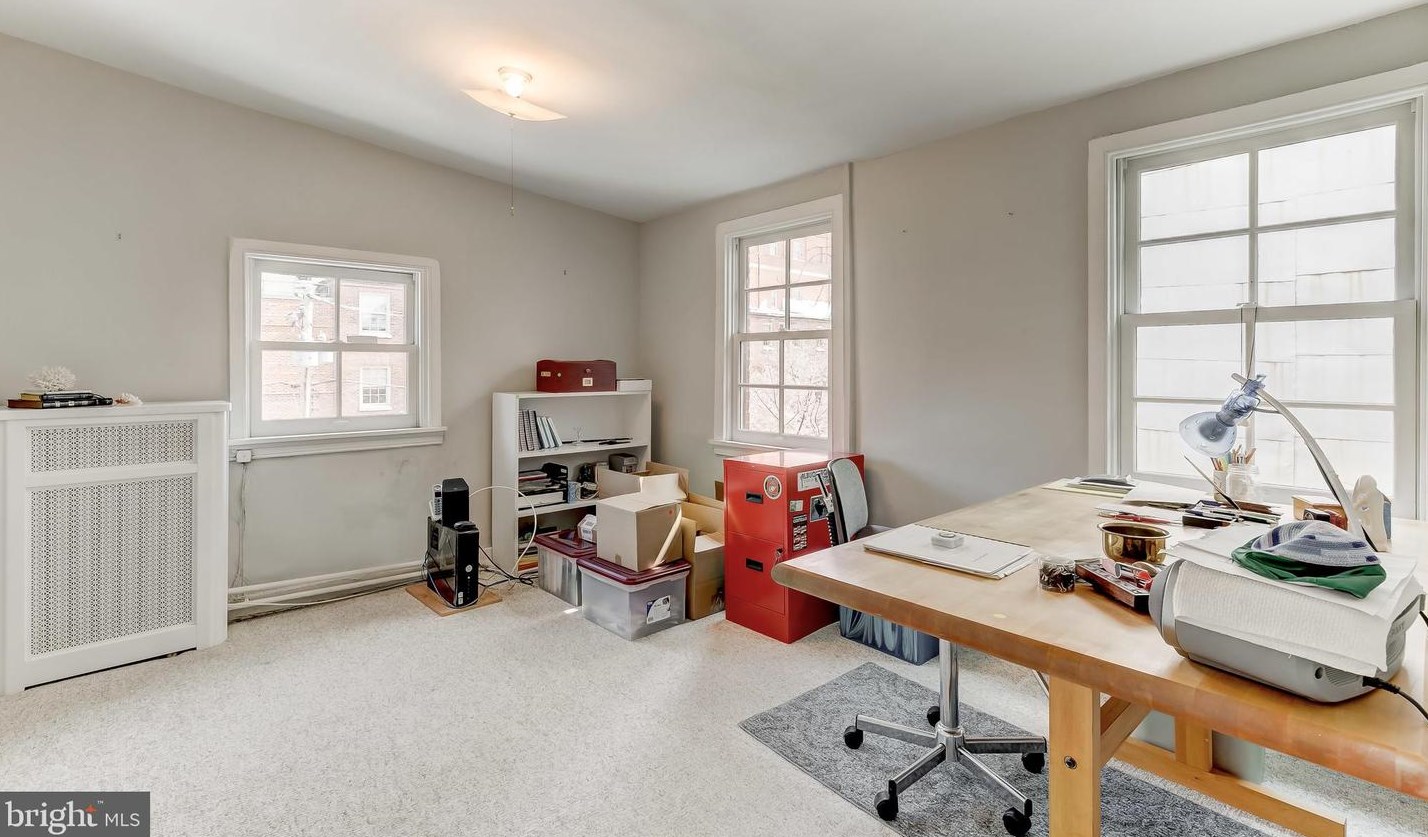 1423 Park Ave, Baltimore MD 21201-3612 exterior