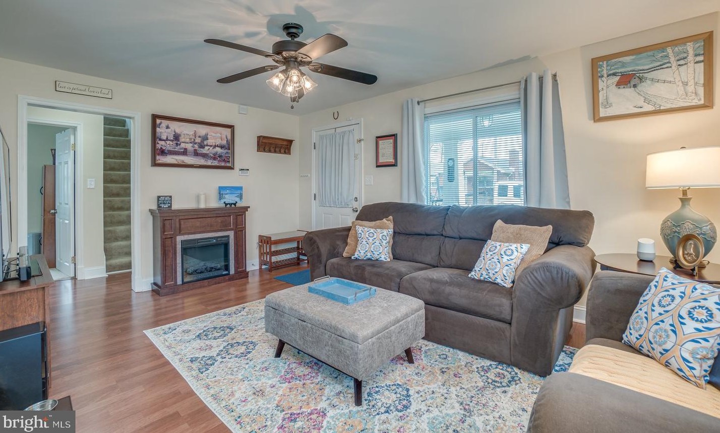 3937 Inner Cir, Baltimore MD  21225-2253 exterior