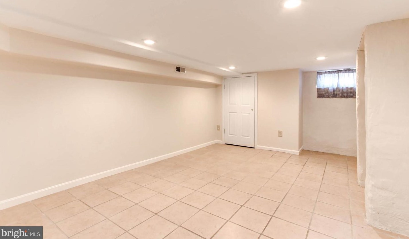 2531 Fleet St, Baltimore MD  21224-3743 exterior
