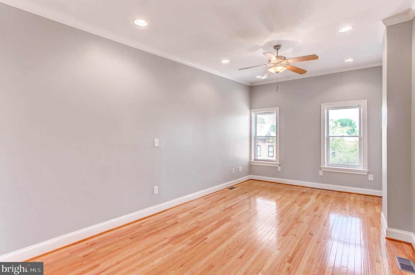 2531 Fleet St, Baltimore MD  21224-3743 exterior