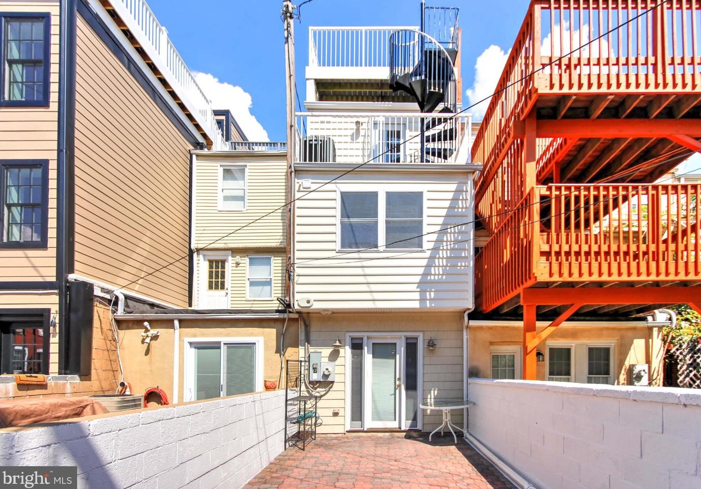 2531 Fleet St, Baltimore MD  21224-3743 exterior