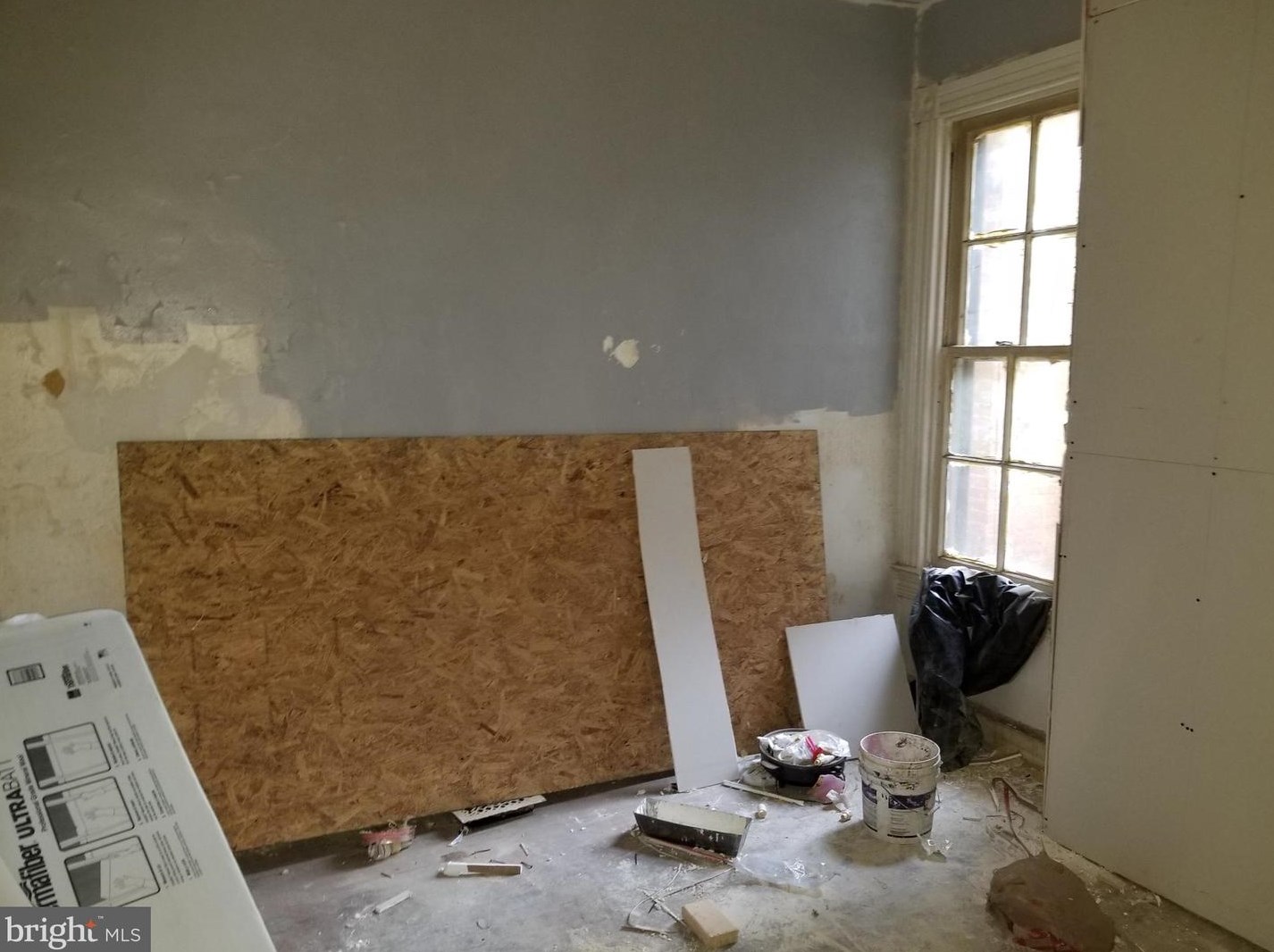 2019 Lanvale St, Baltimore MD  21217-1043 exterior