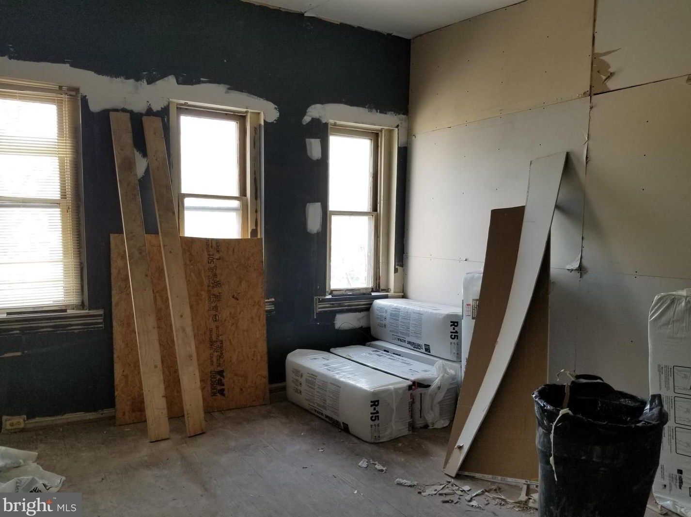 2019 Lanvale St, Baltimore MD  21217-1043 exterior