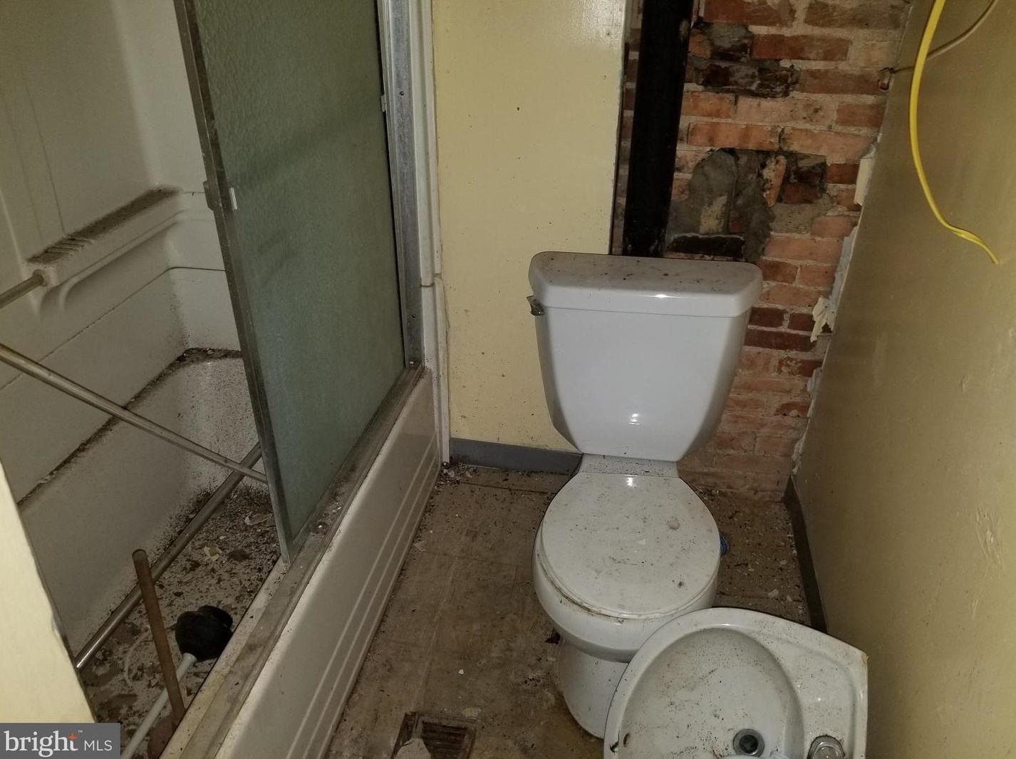 2019 Lanvale St, Baltimore MD  21217-1043 exterior