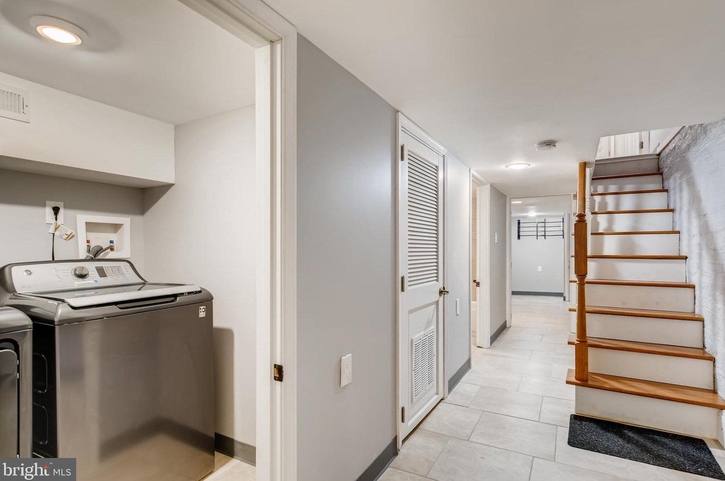 723 Curley St, Baltimore MD  21205-2717 exterior