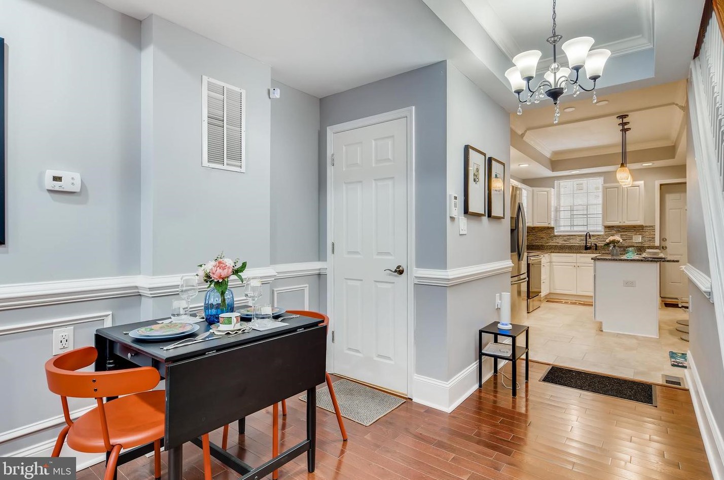 723 Curley St, Baltimore MD  21205-2717 exterior