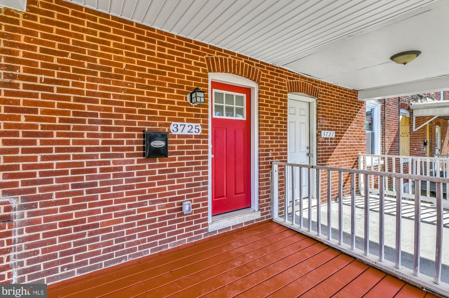 3725 Manchester Ave, Baltimore MD  21215-5923 exterior