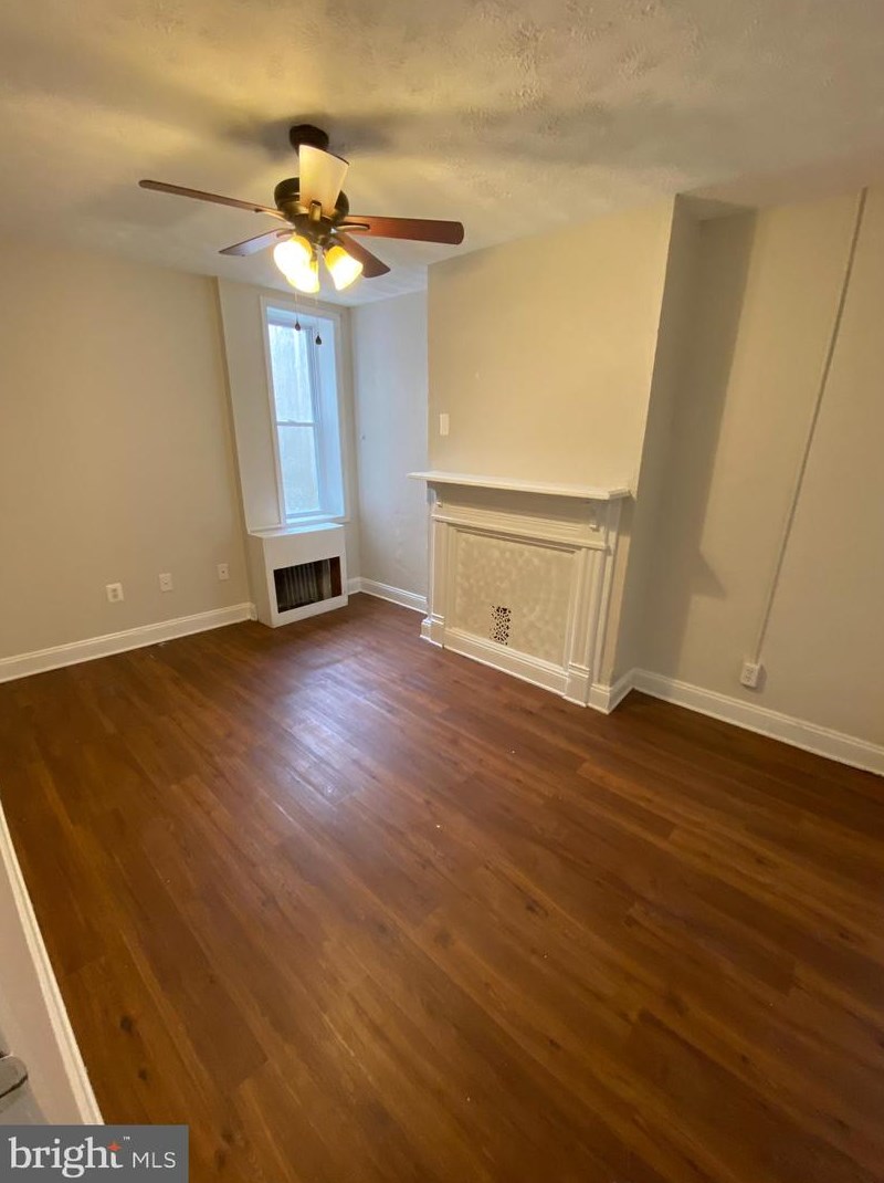 347 21st St, Baltimore MD  21218-6120 exterior