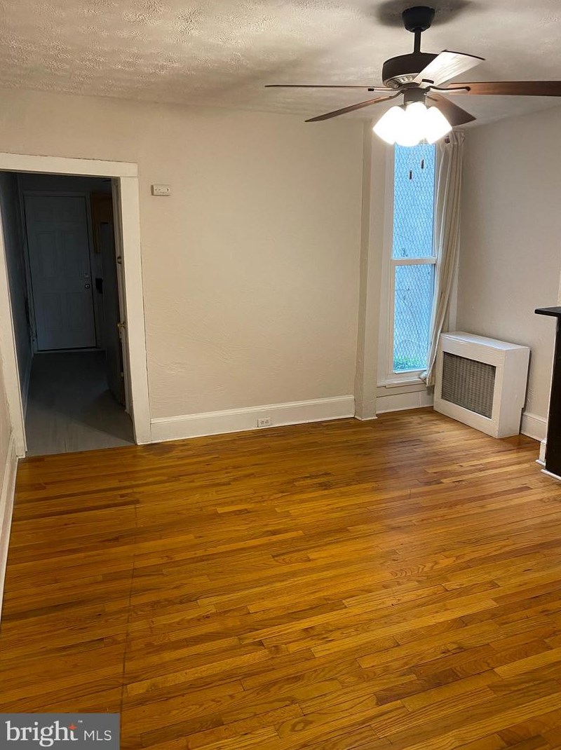 347 21st St, Baltimore MD  21218-6120 exterior