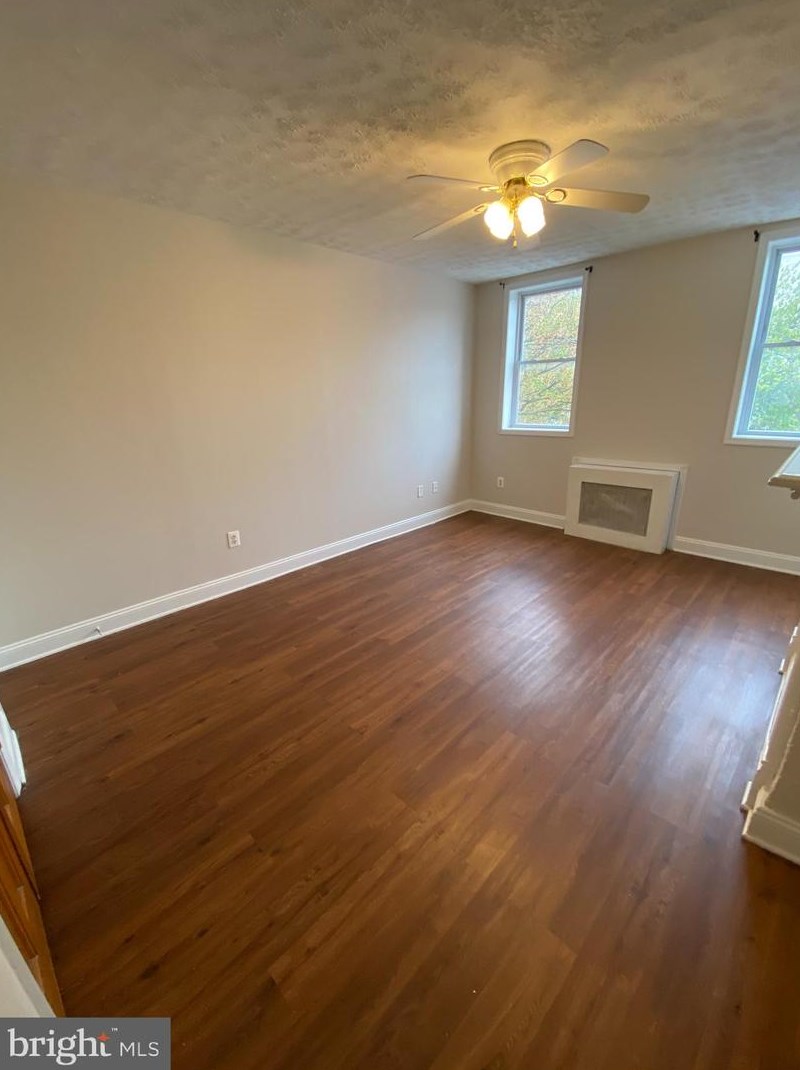 347 21st St, Baltimore MD  21218-6120 exterior