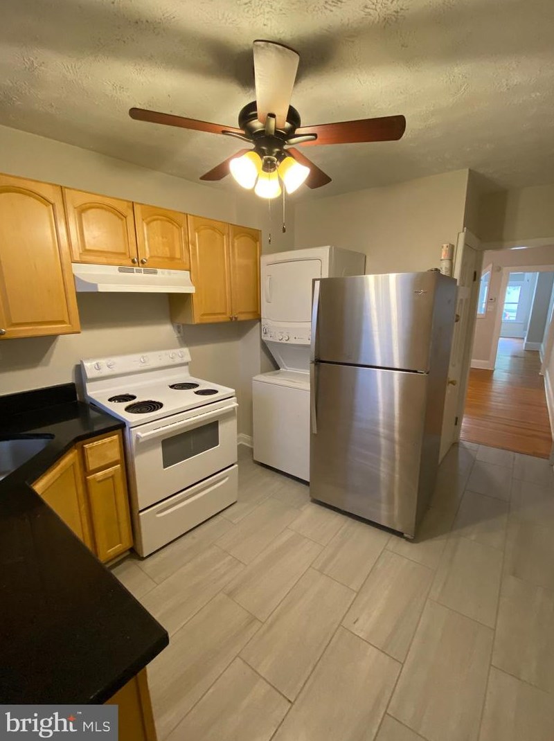 347 21st St, Baltimore MD  21218-6120 exterior