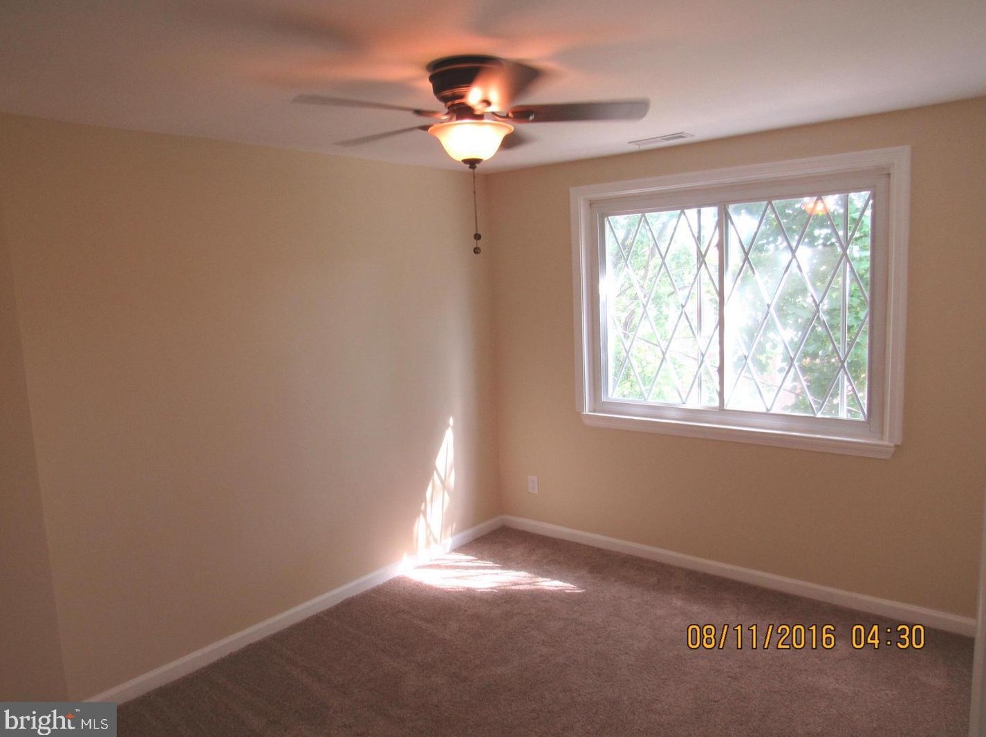 1239 Gleneagle Rd, Baltimore MD  21239-2236 exterior