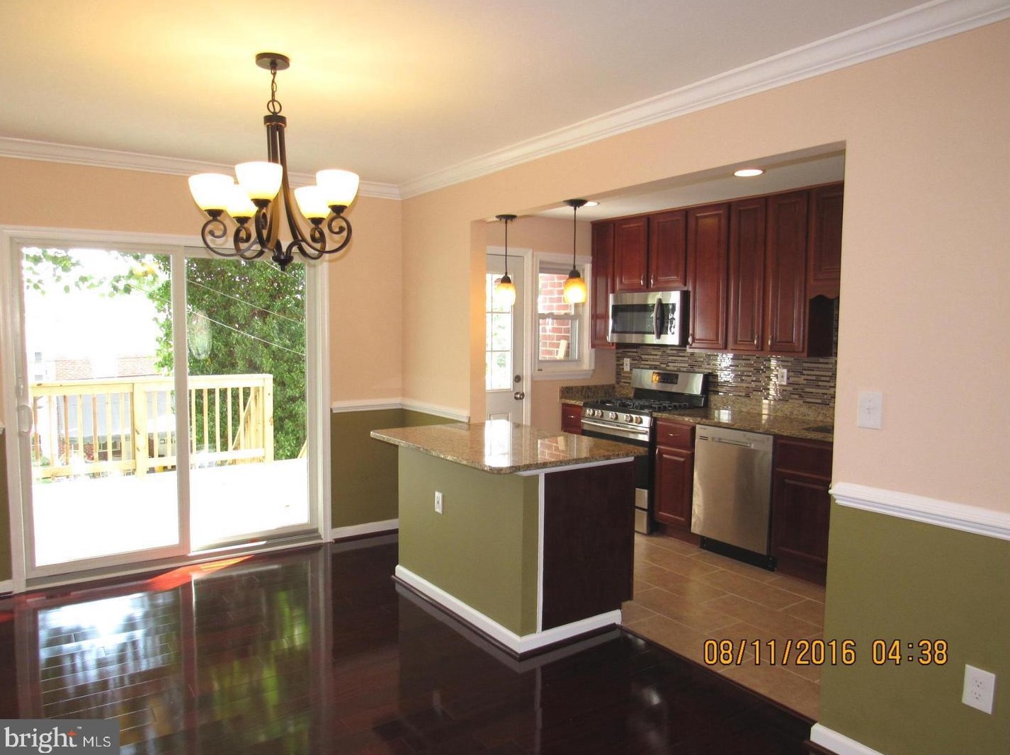 1239 Gleneagle Rd, Baltimore MD  21239-2236 exterior