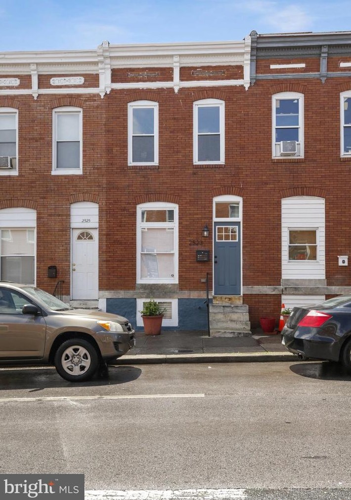 2523 Madison St, Baltimore MD  21205-1729 exterior