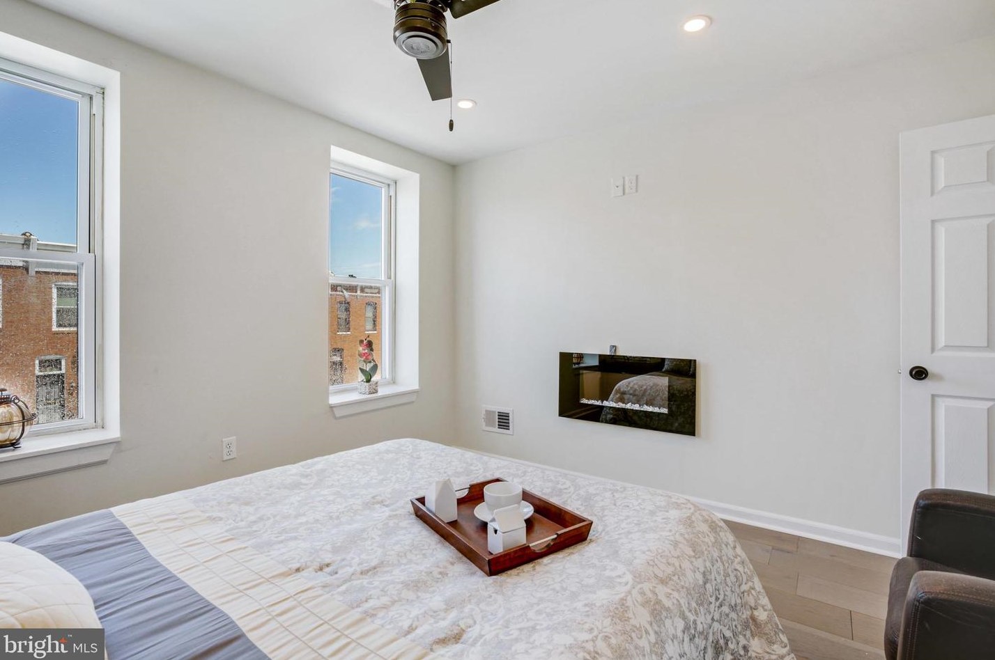 2523 Madison St, Baltimore MD  21205-1729 exterior