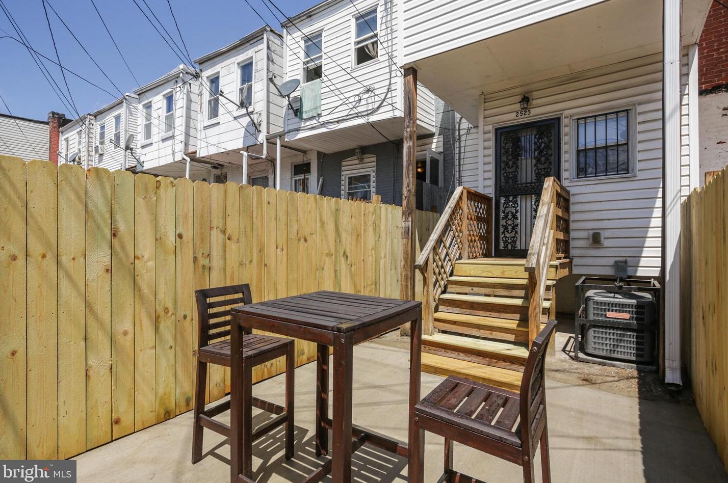 2523 Madison St, Baltimore MD  21205-1729 exterior
